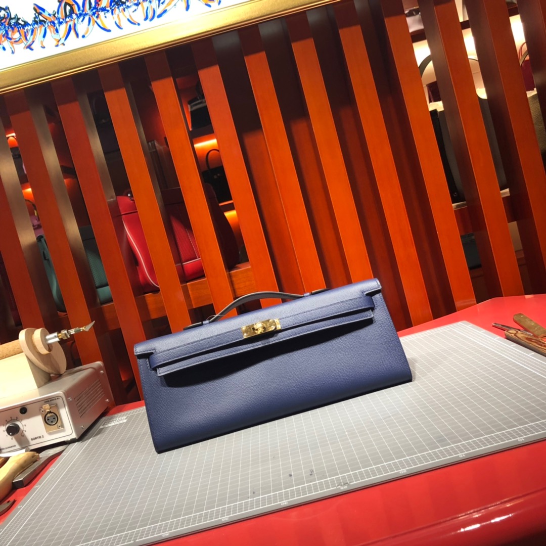 爱马仕Kelly Cut手包 Hermes进口掌纹牛皮女款晚宴包 宝石蓝 金扣