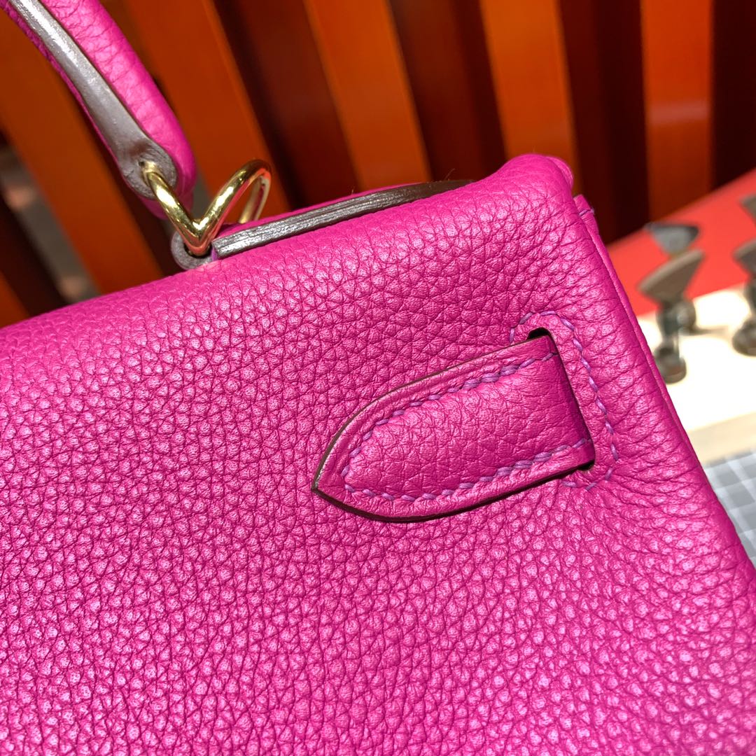Hermes女包价格 爱马仕原单荔枝纹Togo牛皮凯莉包Kelly28CM L3玫瑰紫 金扣
