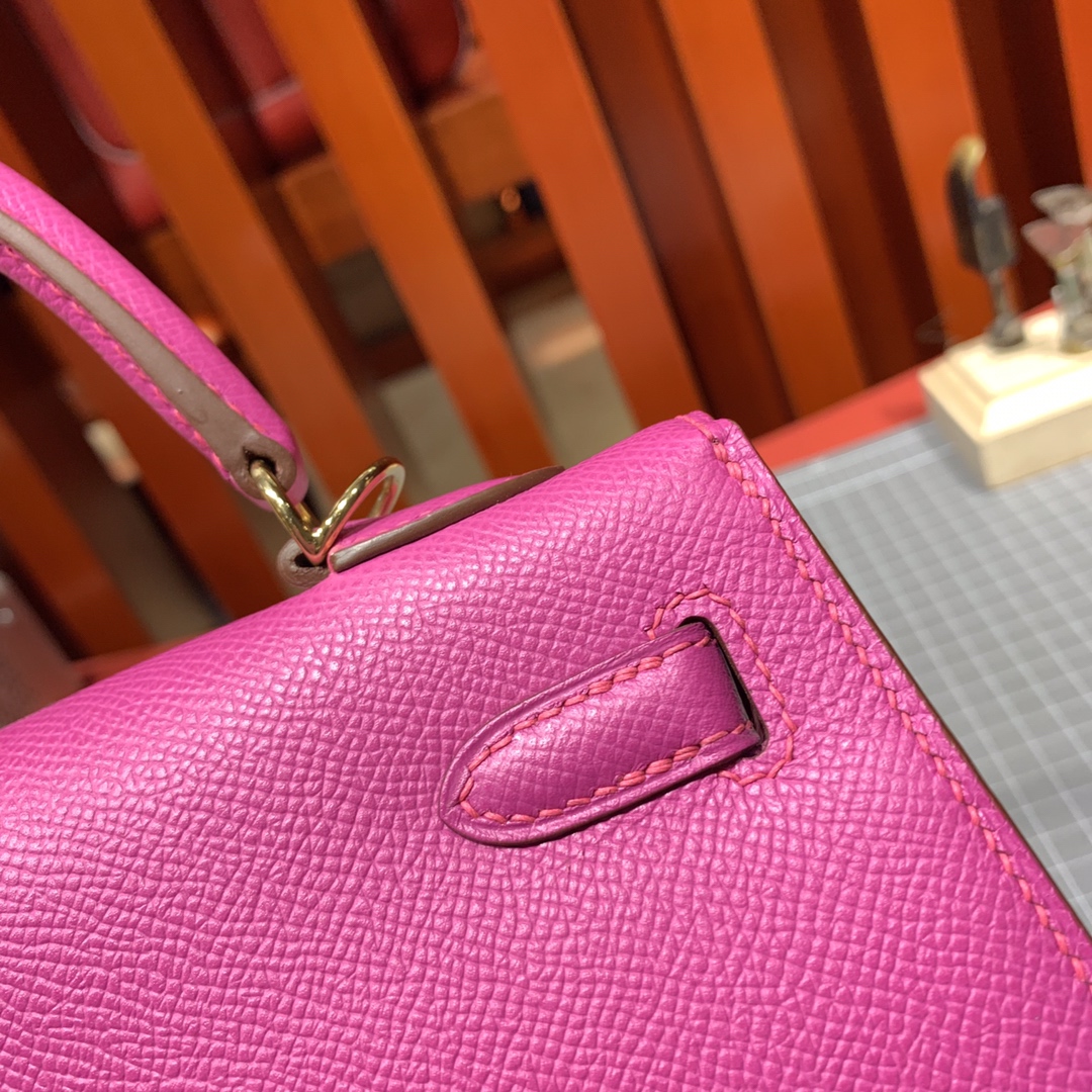 Hermes Kelly25CM 爱马仕玉兰粉进口Epsom牛皮经典款凯莉包 金扣