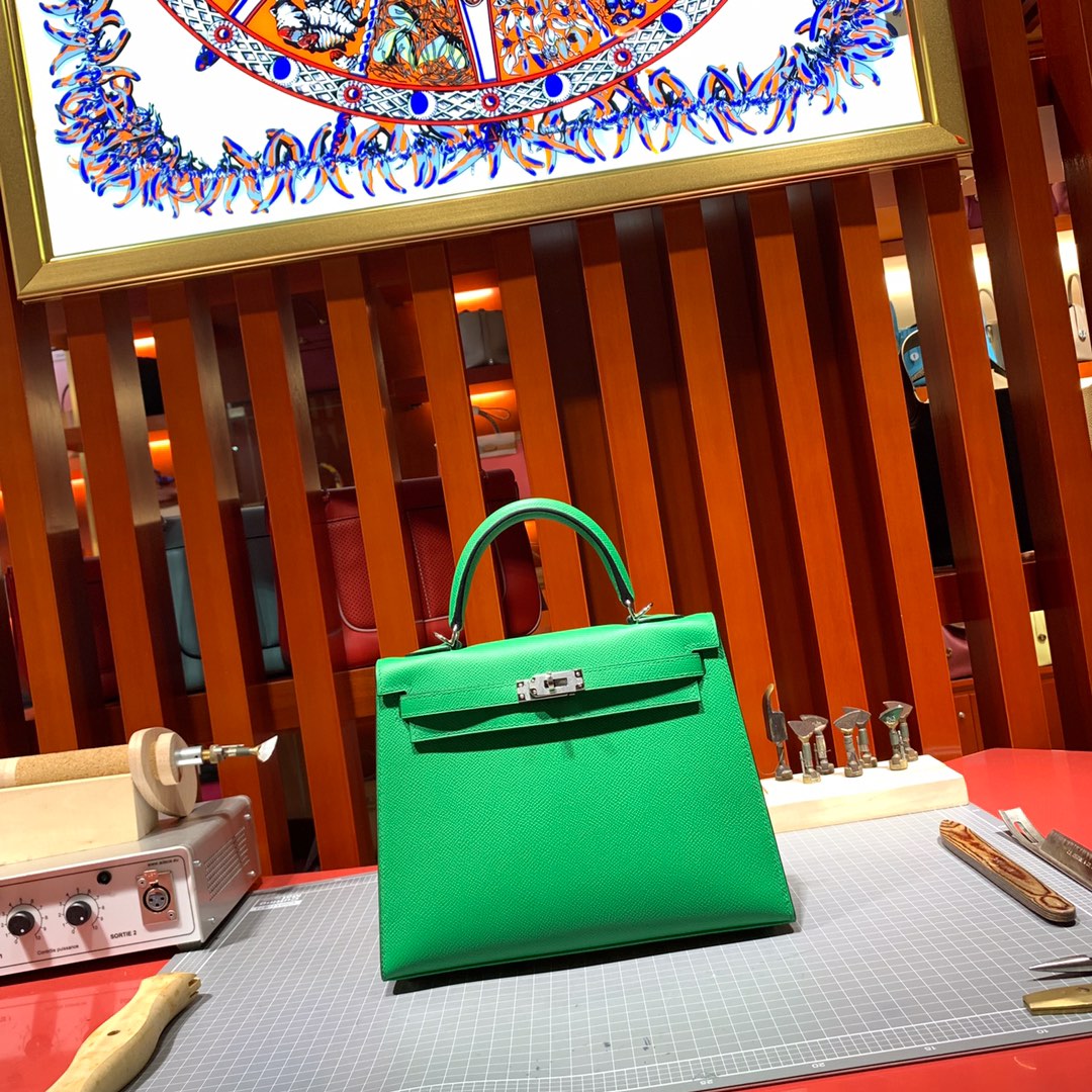 爱马仕凯莉包尺寸 Hermes Kelly25CM 竹子绿十字纹牛皮 银扣