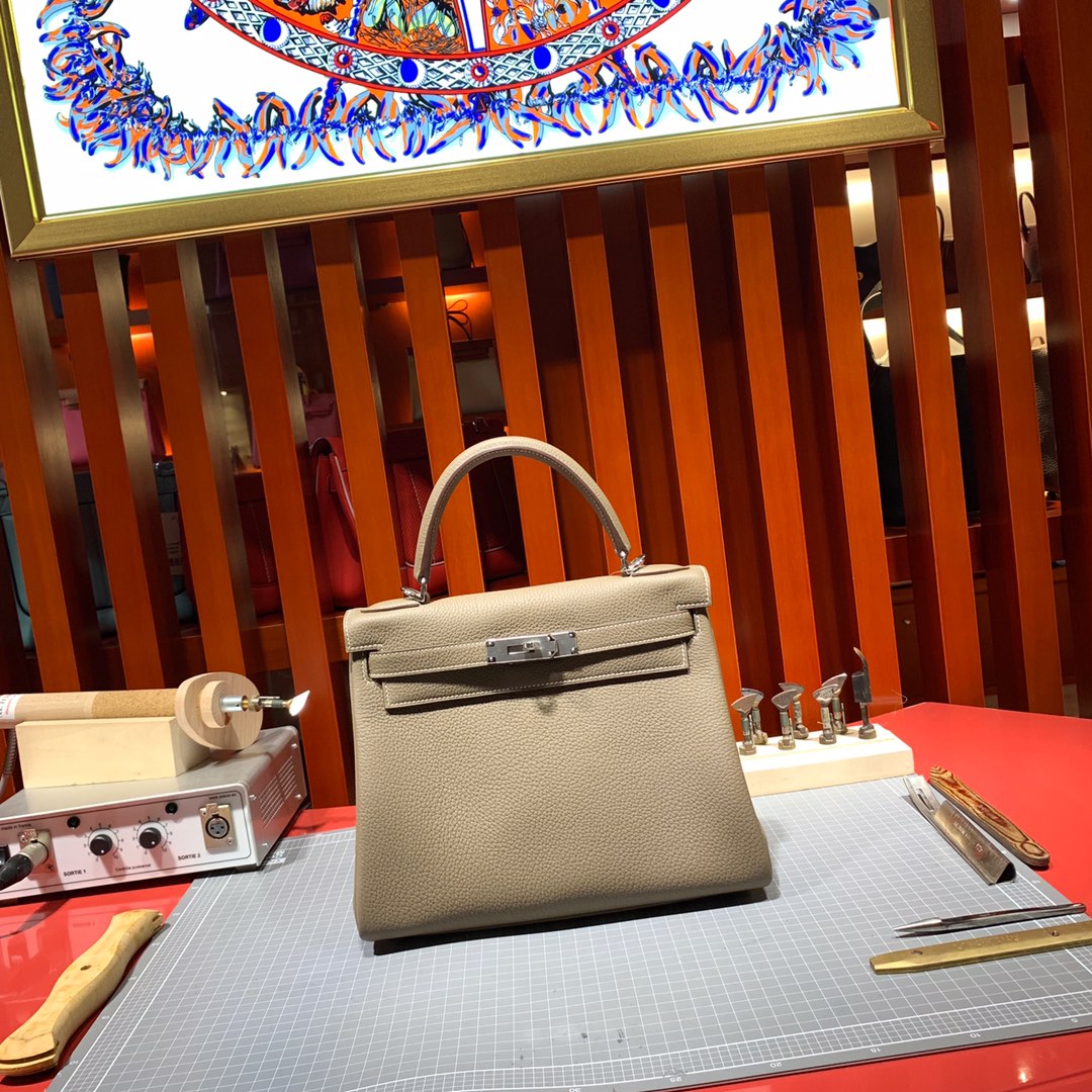 爱马仕包包定制 Hermes Kelly28CM CK18大象灰凯莉包Togo牛皮 银扣