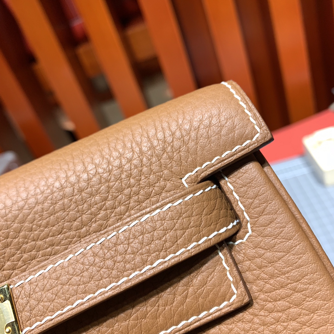 纯手工缝制 Hermes爱马仕Kelly ado双肩包20CM 土黄色进口Togo牛皮 金扣