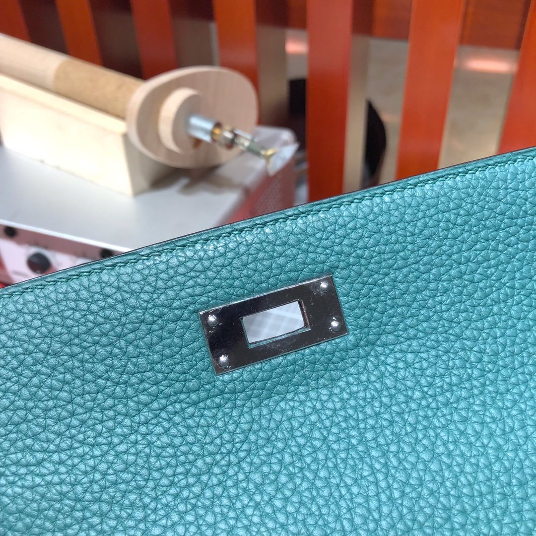 爱马仕经典女包 Hermes Kelly28CM 进口Togo牛皮孔雀绿凯莉包 银扣