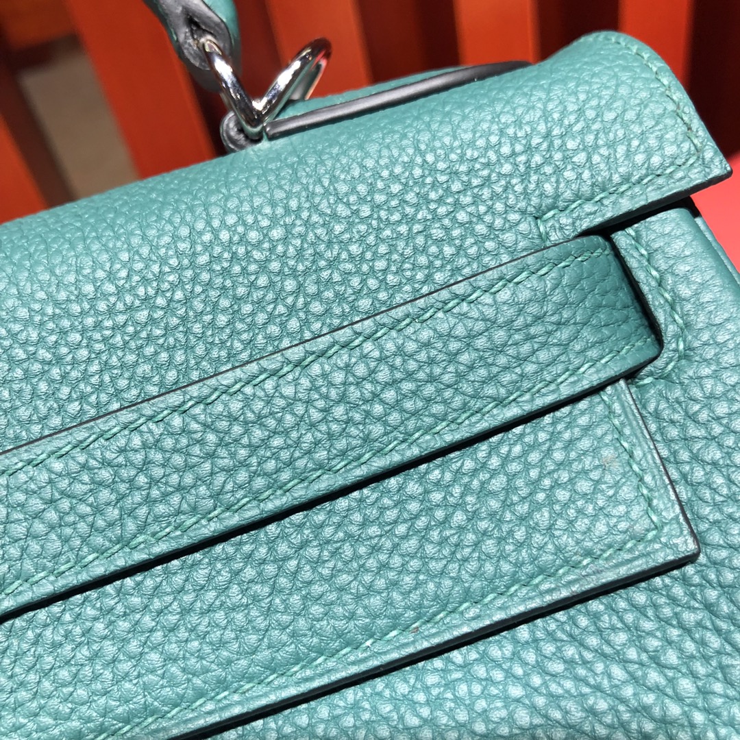 爱马仕经典女包 Hermes Kelly28CM 进口Togo牛皮孔雀绿凯莉包 银扣