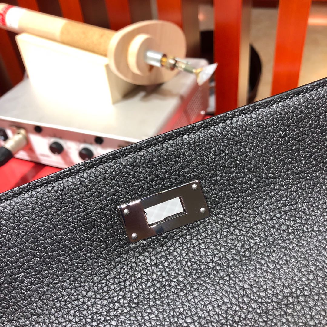 爱马仕凯莉包多少钱 Hermes Kelly28CM 89黑色Togo牛皮凯莉包 银扣