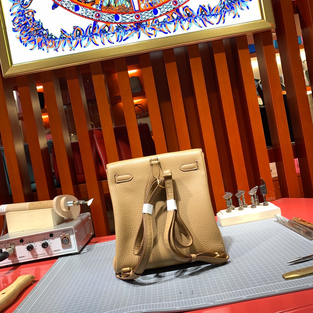 爱马仕双肩包 Hermes Kelly ado双背带设计进口Togo牛皮双肩包背包20CM 杏色