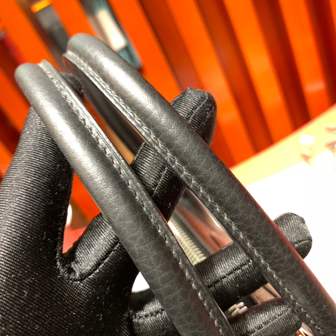 Hermes包包官网 爱马仕黑色原厂Togo牛皮保龄球包Bolide31CM 银扣