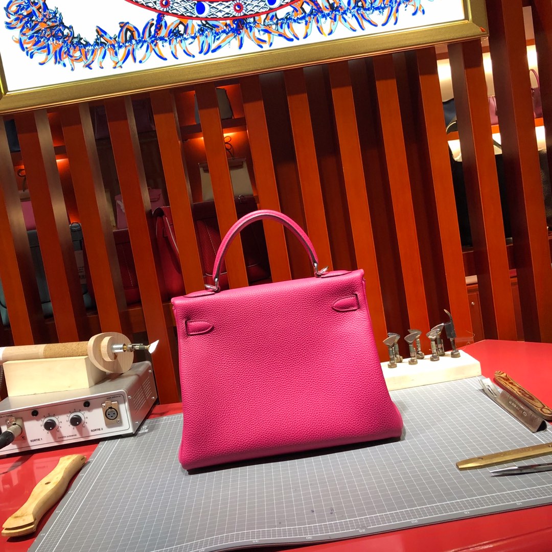 爱马仕包包价格 Hermes Kelly28CM 桃红色凯莉包进口顶级Togo荔枝纹牛皮 银扣