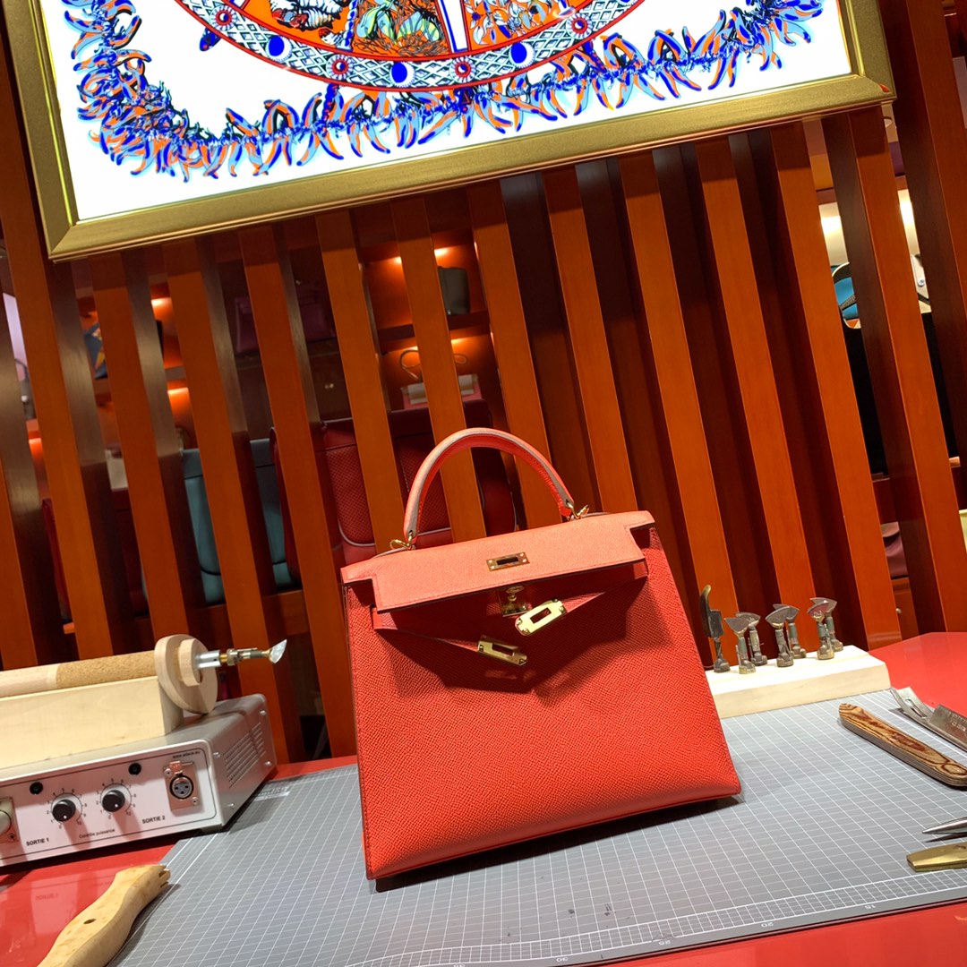 爱马仕凯莉包价格 Hermes Kelly25CM 橙色顶级手掌纹牛皮 金扣