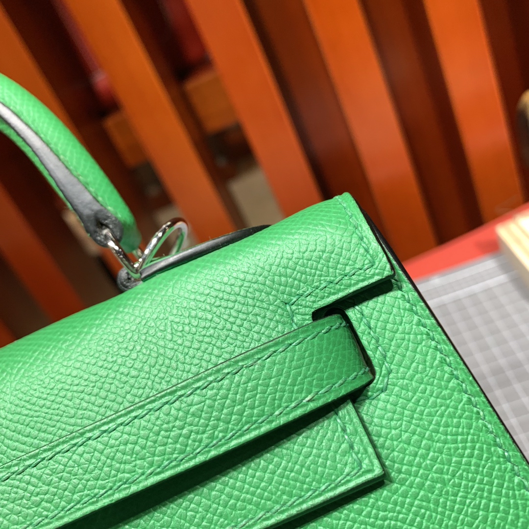爱马仕凯莉包尺寸 Hermes Kelly25CM 竹子绿十字纹牛皮 银扣