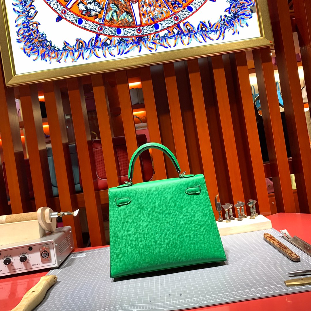爱马仕凯莉包尺寸 Hermes Kelly25CM 竹子绿十字纹牛皮 银扣