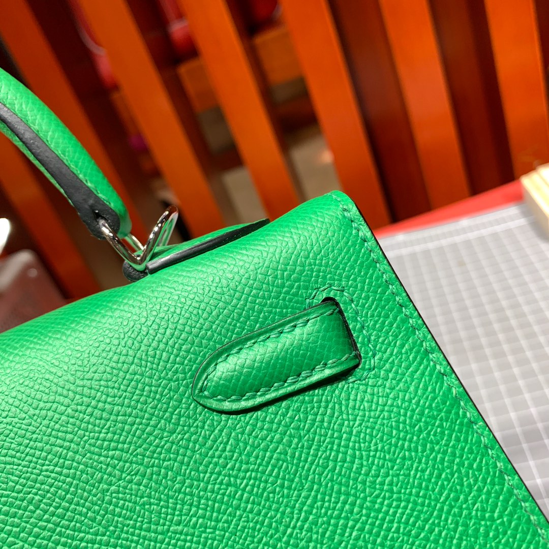 爱马仕凯莉包尺寸 Hermes Kelly25CM 竹子绿十字纹牛皮 银扣