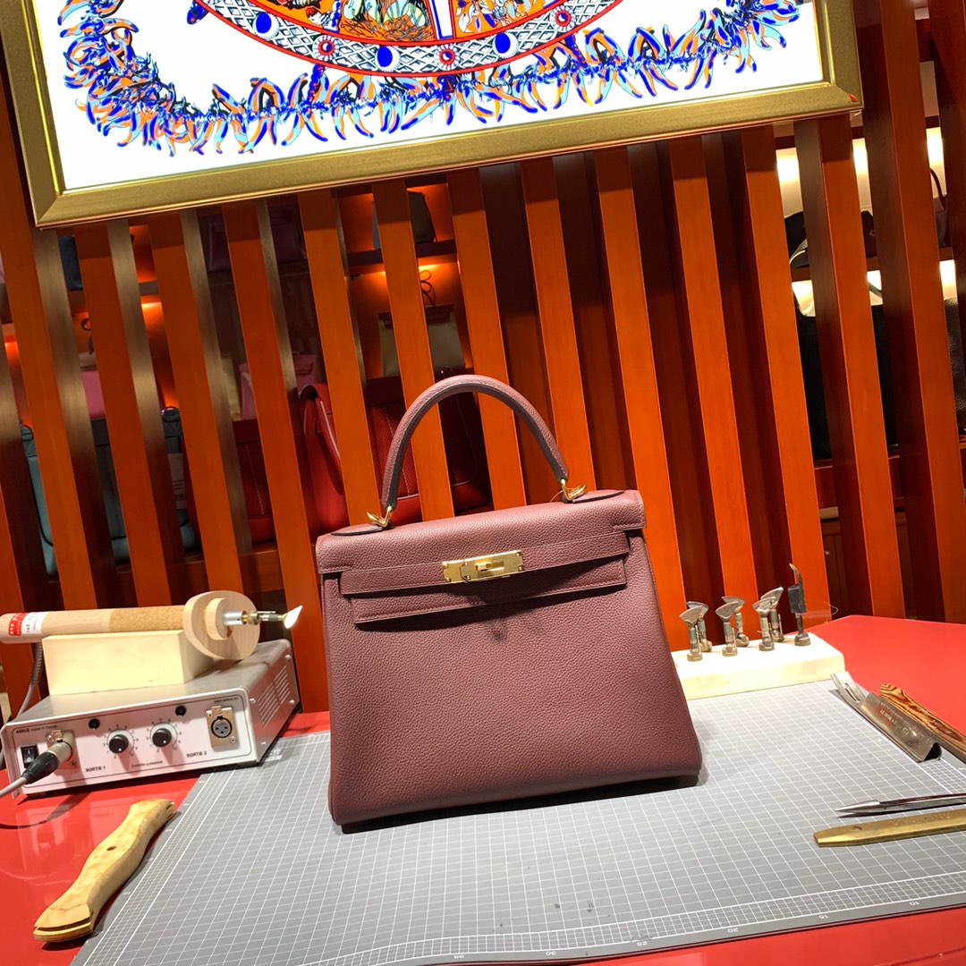 纯手工缝制 Hermes爱马仕顶级Togo荔枝纹牛皮凯莉包Kelly28CM 57酒红色 金扣