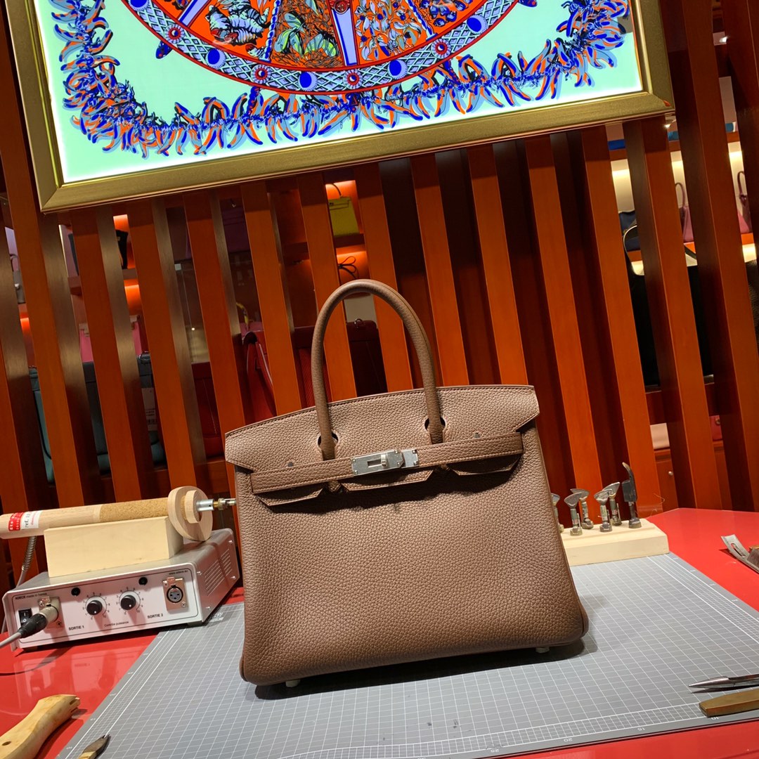 爱马仕铂金包价格 Hermes Birkin30CM 中啡进口Togo牛皮 金银扣