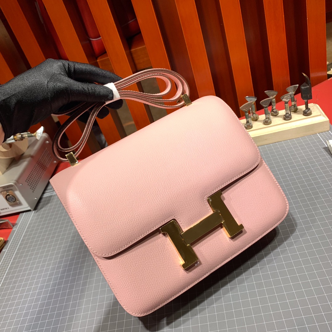 Hermes Constance24CM 爱马仕3Q粉色顶级掌纹牛皮空姐包斜挎女包 金扣