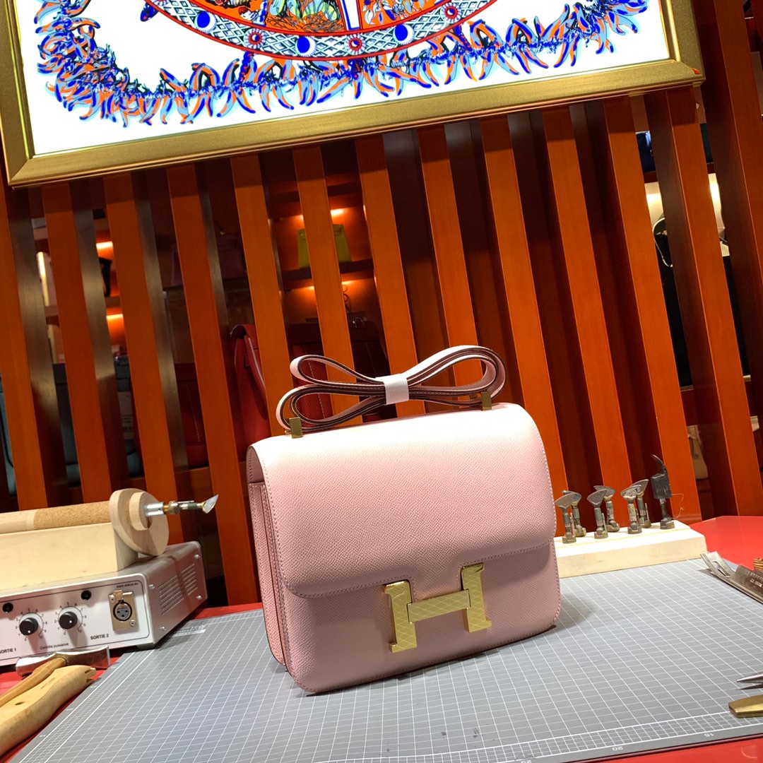 Hermes Constance24CM 爱马仕3Q粉色顶级掌纹牛皮空姐包斜挎女包 金扣