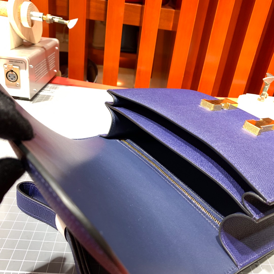 爱马仕空姐包尺寸 Hermes Constance24CM 宝石蓝进口Epsom牛皮 金扣