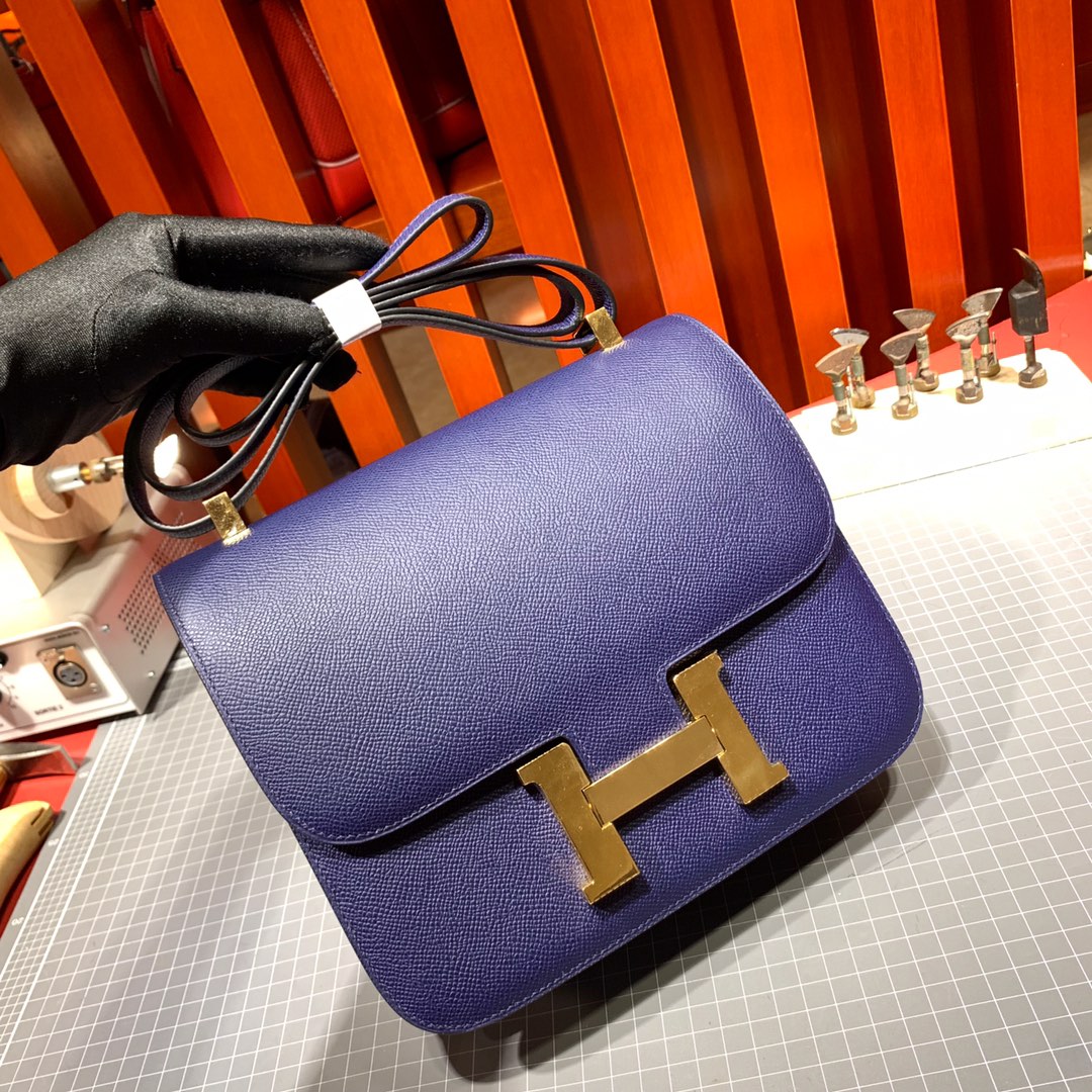 爱马仕空姐包尺寸 Hermes Constance24CM 宝石蓝进口Epsom牛皮 金扣
