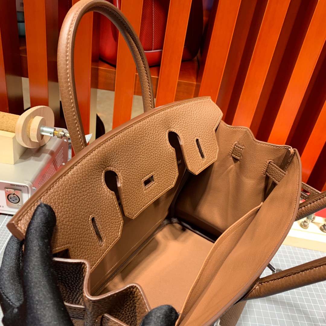爱马仕铂金包价格 Hermes Birkin30CM 中啡进口Togo牛皮 金银扣