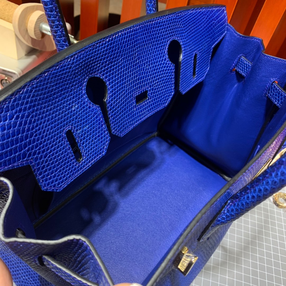 爱马仕铂金包价格 Hermes Birkin30CM 电光蓝蜥蜴皮Birkin包包 金扣