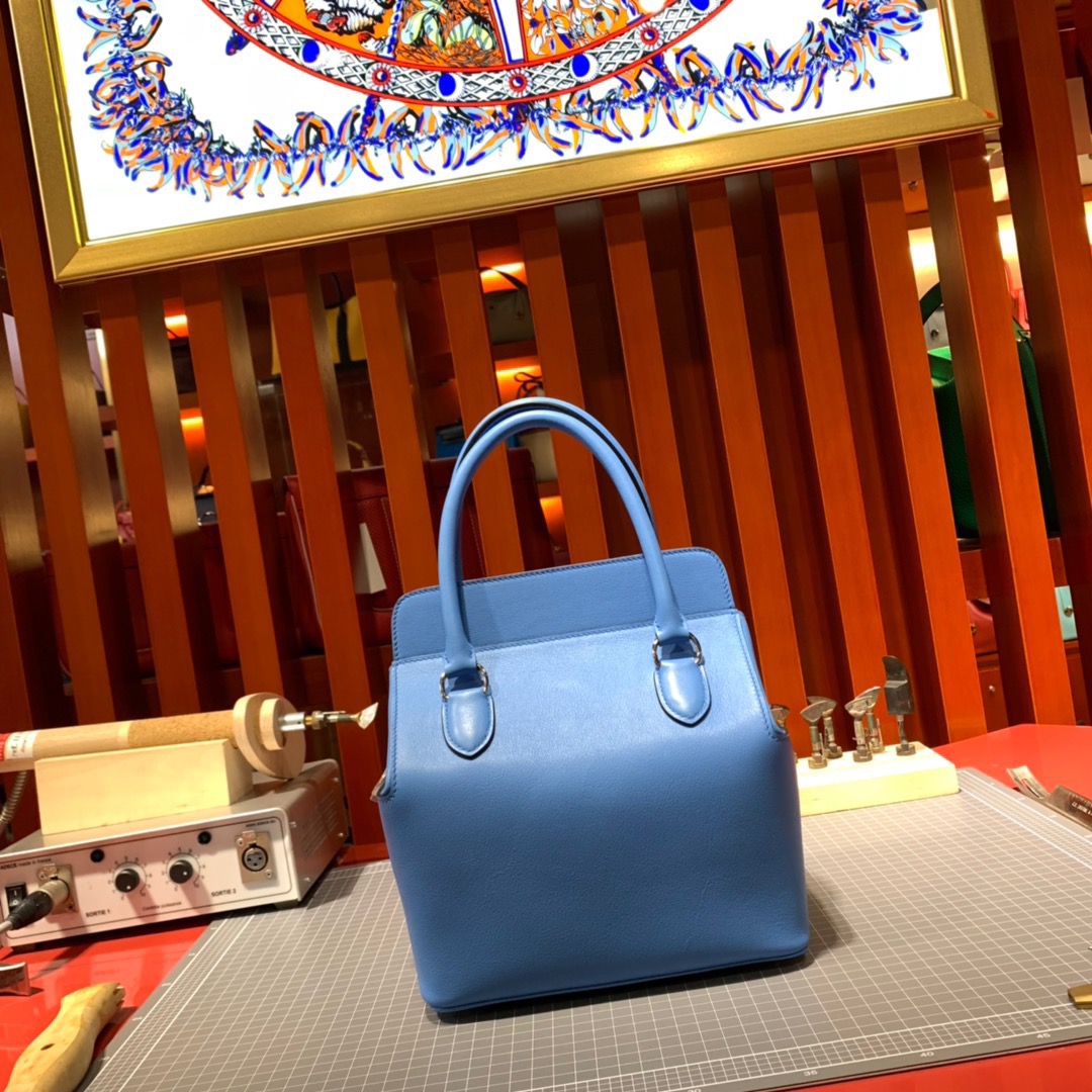现货 Hermes Toolbox20CM 爱马仕2T天堂蓝进口swift牛皮牛奶包 银扣
