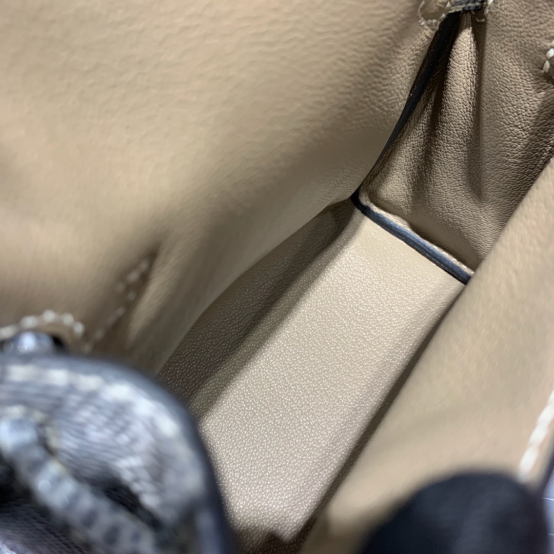 Hermes Kelly Doll16CM 爱马仕喜马拉雅色印尼一级蜥蜴皮千禧娃娃凯莉包女包