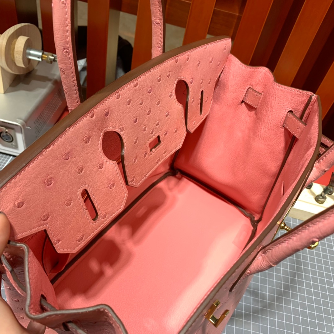现货 Hermes Birkin30CM 爱马仕陶瓷粉南非鸵鸟皮铂金包 金扣