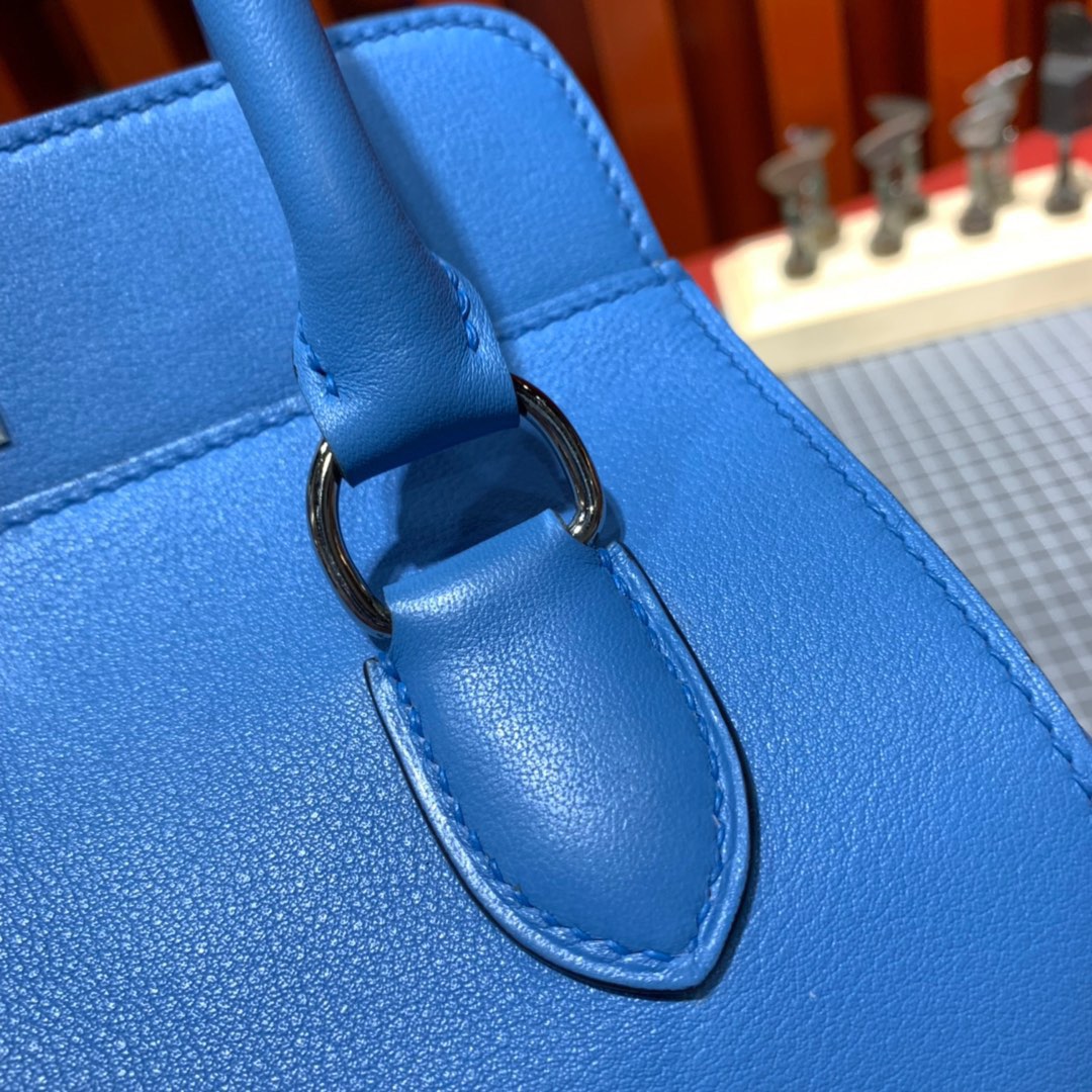 现货 Hermes Toolbox20CM 爱马仕2T天堂蓝进口swift牛皮牛奶包 银扣