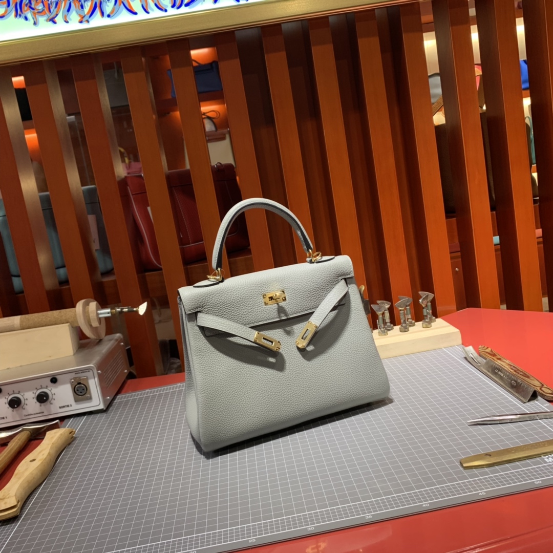 现货 Hermes Kelly25CM 爱马仕4Z海鸥灰顶级Togo牛皮凯莉包 金扣