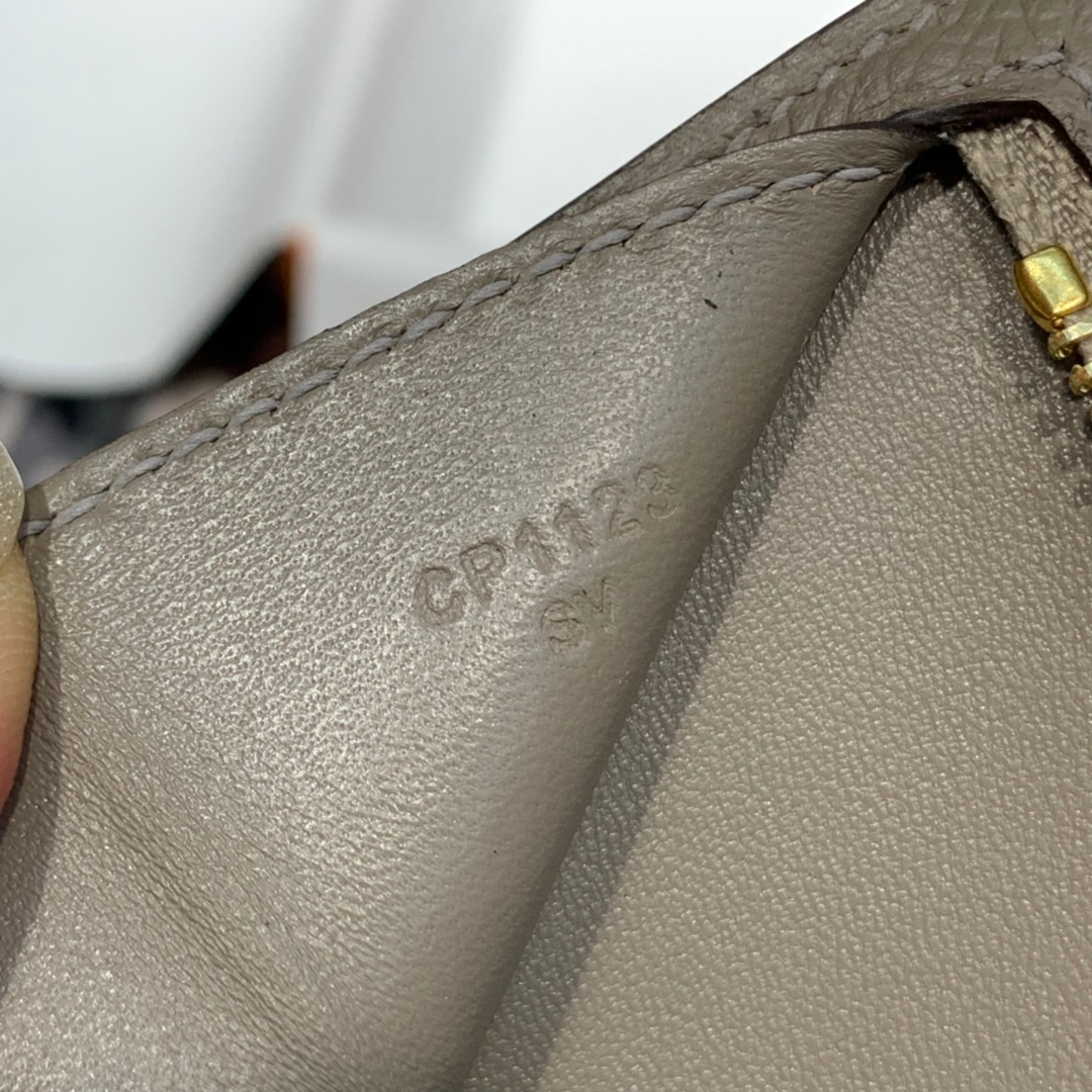 现货 Hermes Bearn 爱马仕m8沥青灰epsom牛皮Bearn短款钱夹 金扣