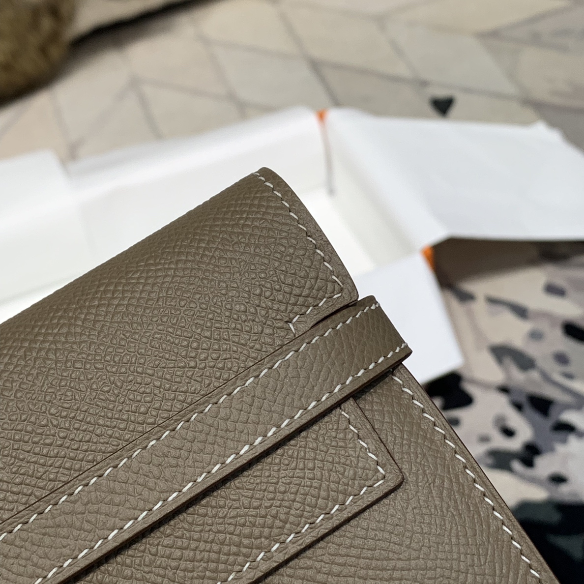 现货 爱马仕凯莉钱包手拿包 Hermes Kelly Wallet CK18大象灰epsom牛皮 金扣