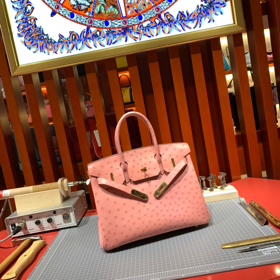 现货 Hermes Birkin30CM 爱马仕陶瓷粉南非鸵鸟皮铂金包 金扣