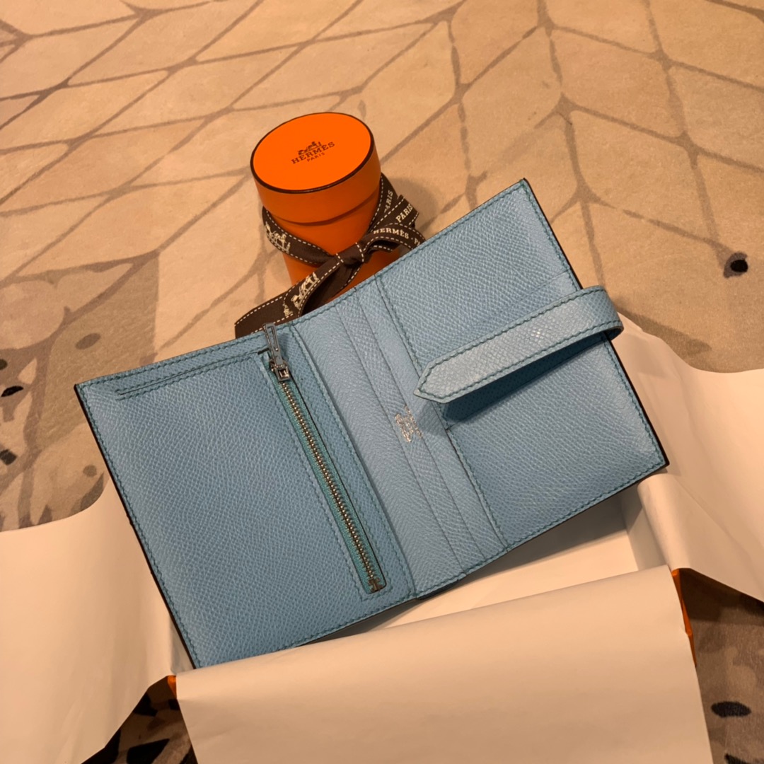现货 Hermes Bearn短夹 爱马仕epsom牛皮H扣短款钱包 7N糖果蓝 银扣