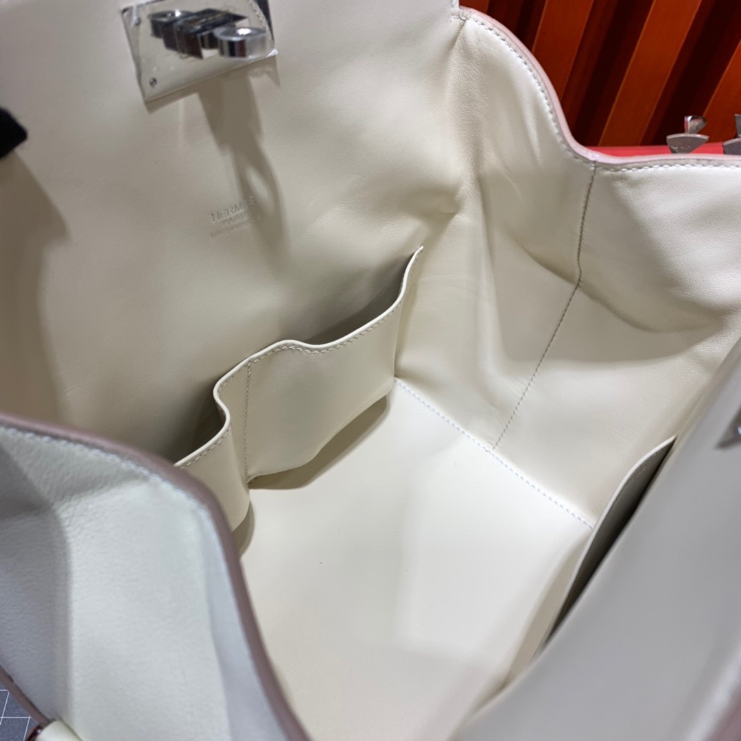 爱马仕牛奶包 Hermes Toolbox20CM cc10奶昔白swift皮手提女包 银扣