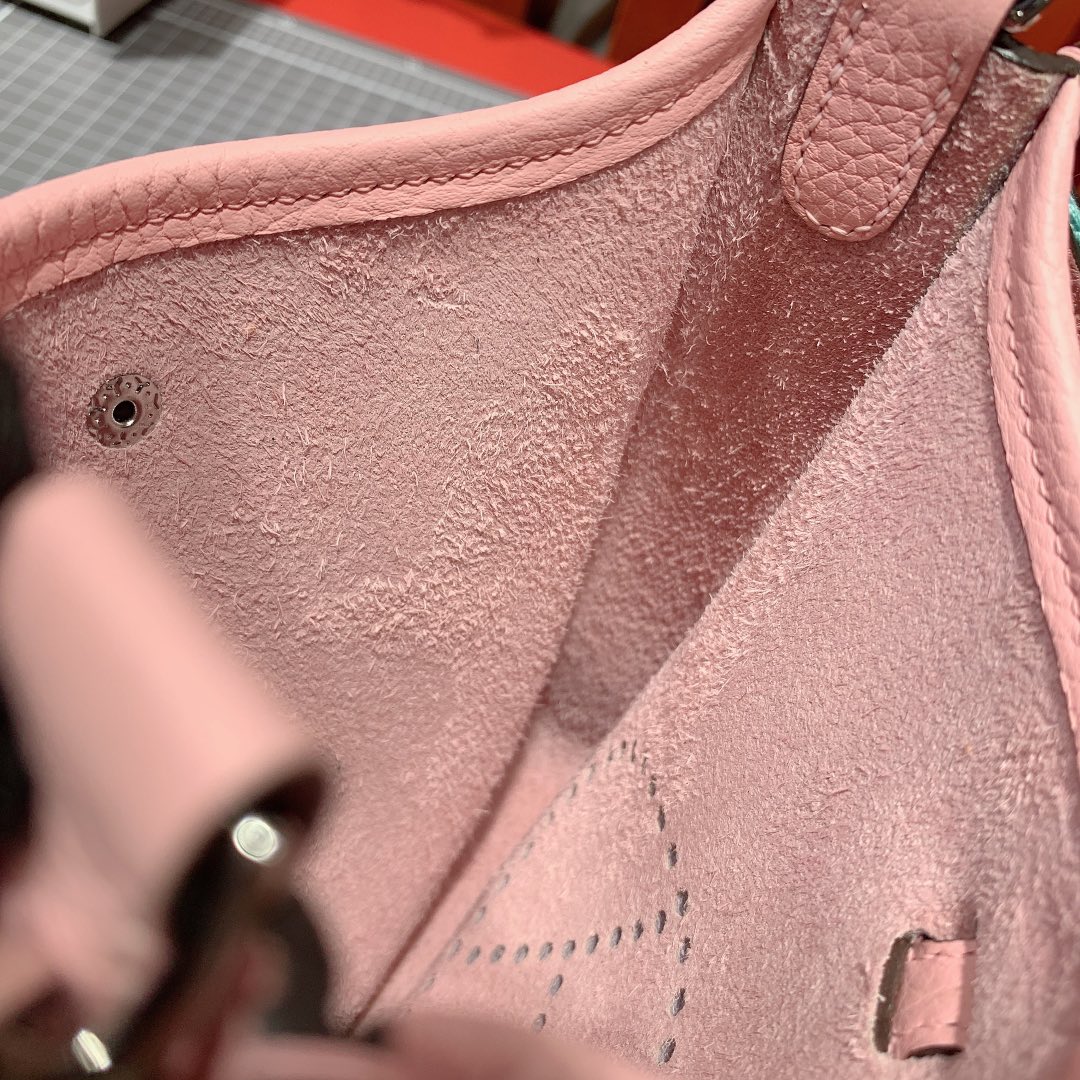 Hermes Mini Evelyne 爱马仕3Q粉色顶级Togo牛皮伊芙林包 银扣