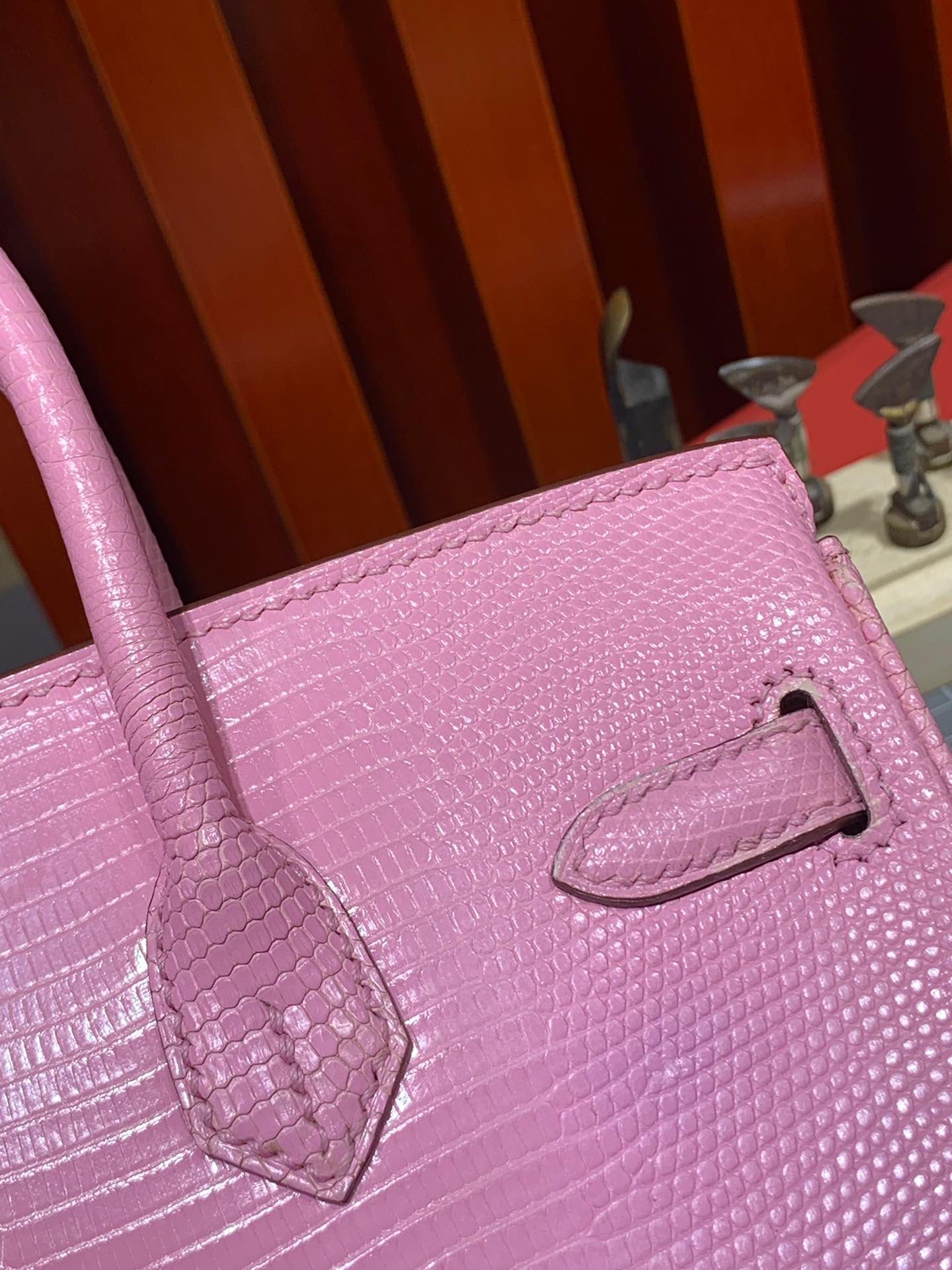 Hermes包包批发 爱马仕稀有动物皮蜥蜴皮铂金包Birkin30CM 樱花粉 金扣