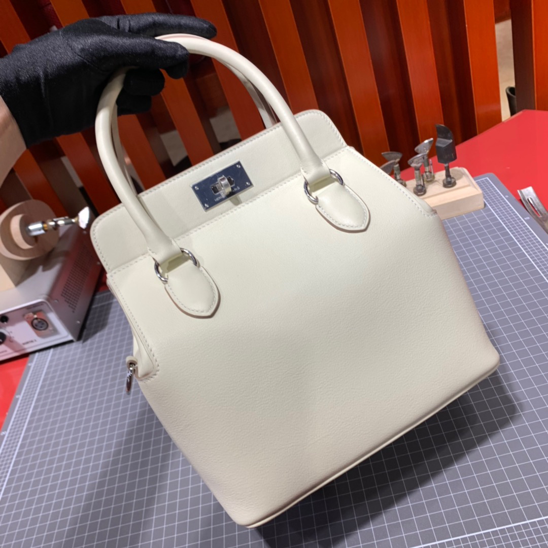 爱马仕牛奶包 Hermes Toolbox20CM cc10奶昔白swift皮手提女包 银扣