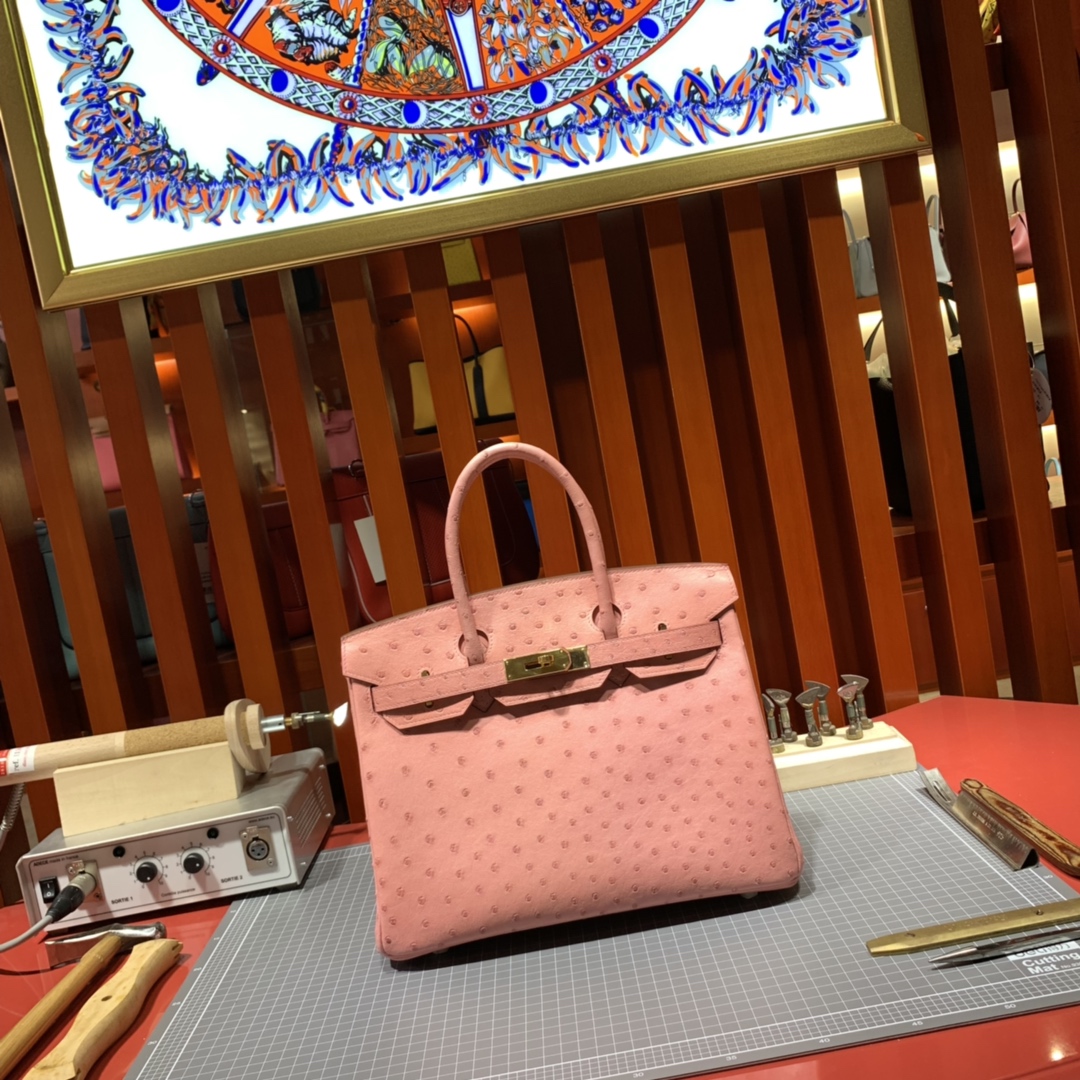 现货 Hermes Birkin30CM 爱马仕陶瓷粉南非鸵鸟皮铂金包 金扣