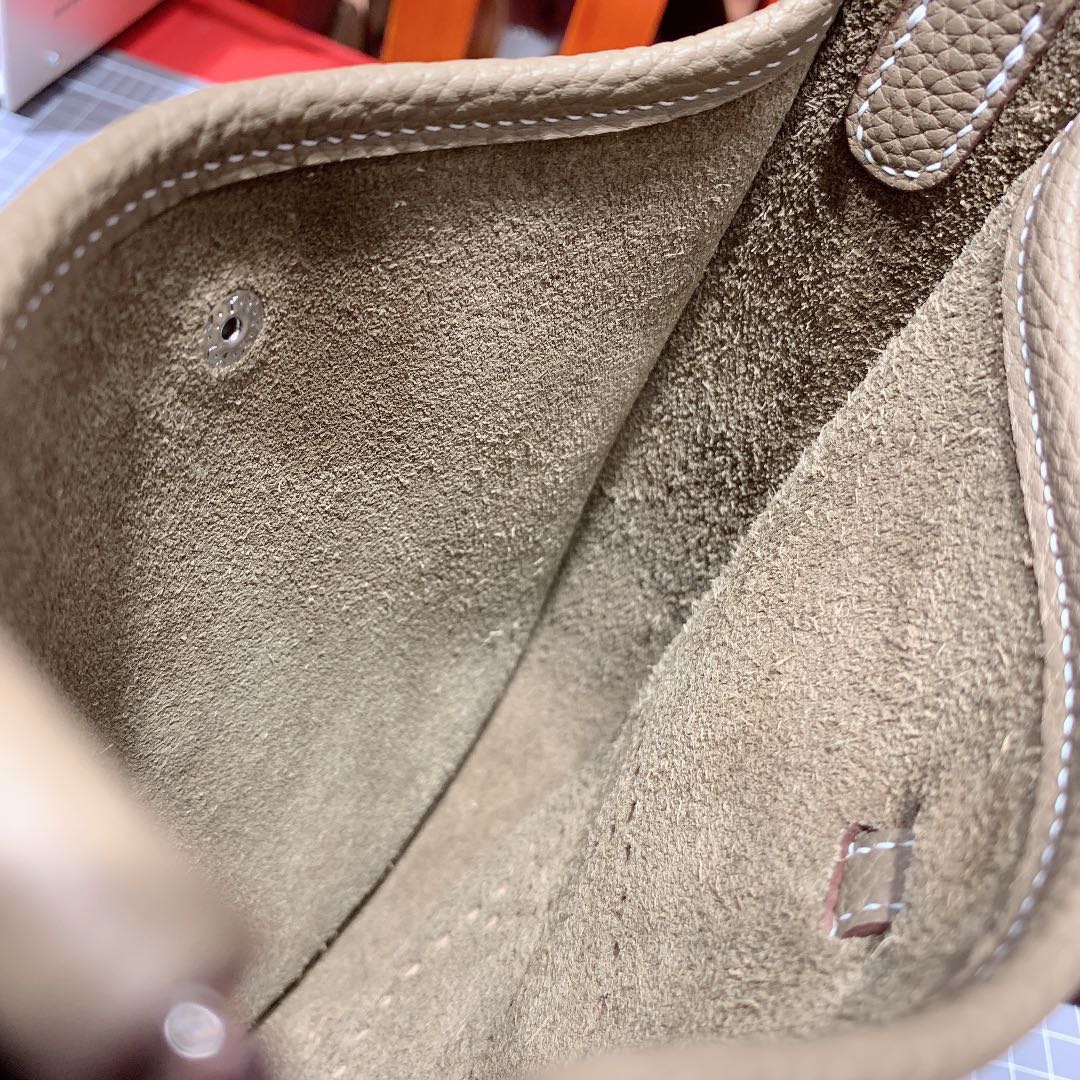 爱马仕女包价格 Hermes Mini Evelyne 原厂Togo牛皮伊芙林包 大象灰