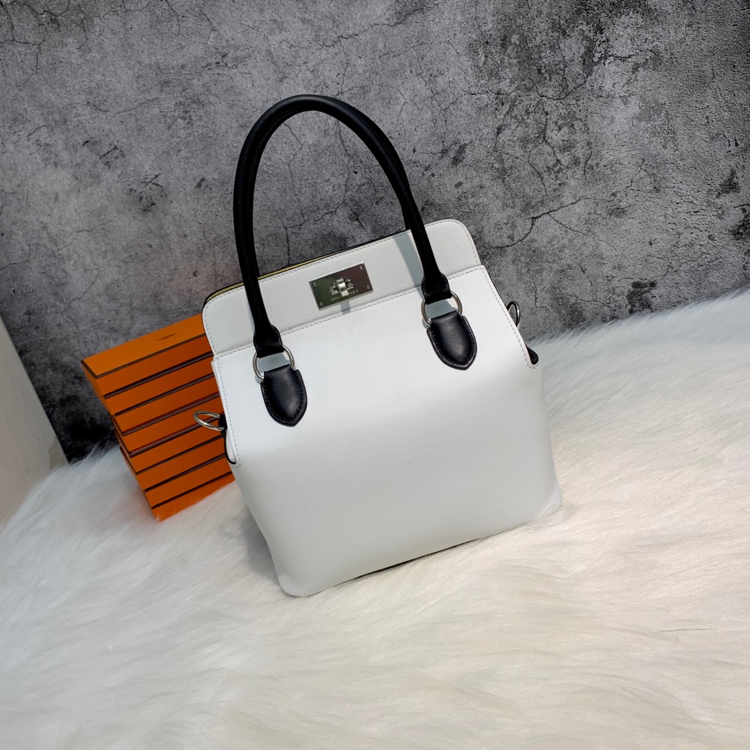 定制 Hermes爱马仕纯白色拼黑色拼小鸡黄swift牛皮Toolbox工具箱牛奶包20CM 银扣