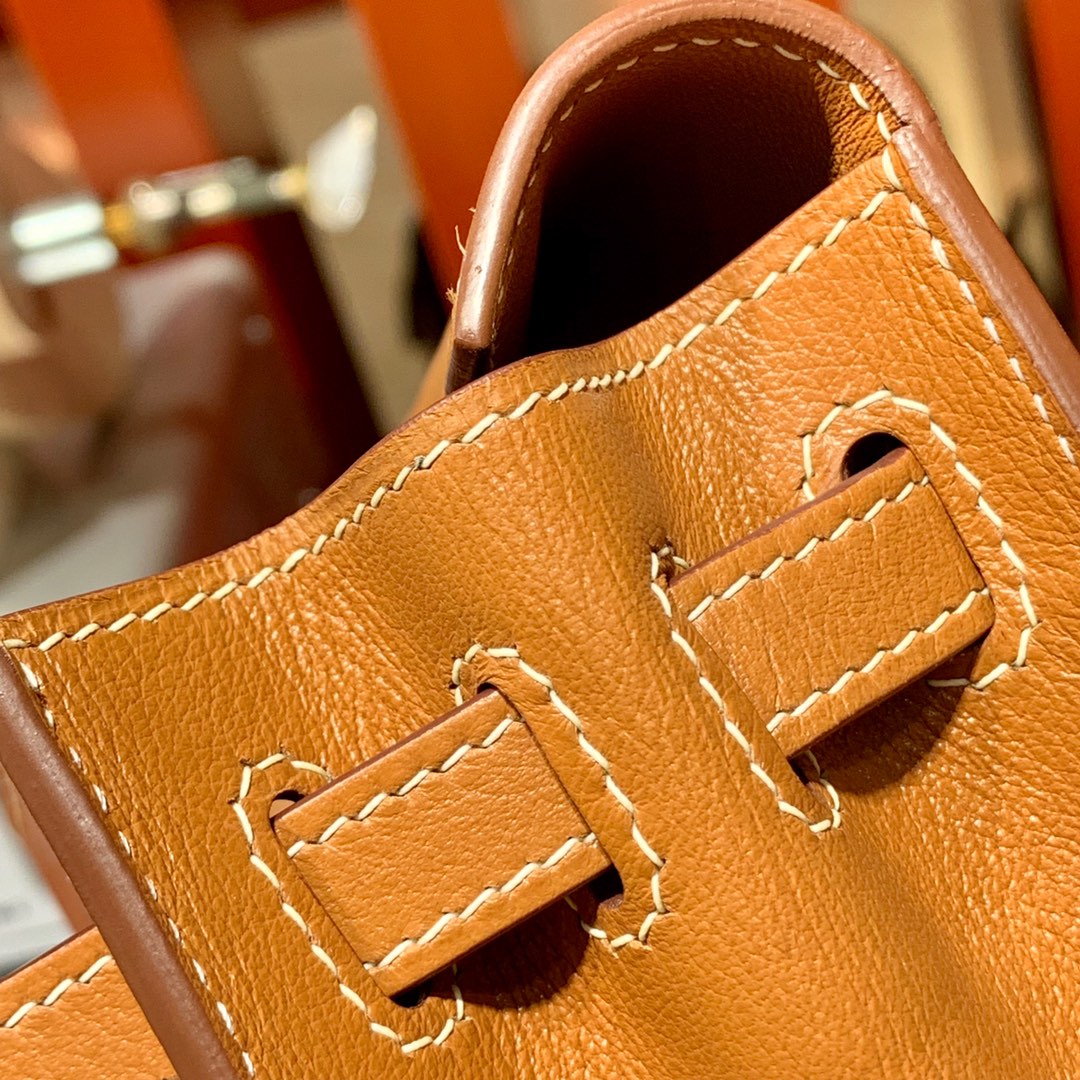 爱马仕包包批发 Hermes Kelly Danse 金棕色进口Swift牛皮多种背法 金扣