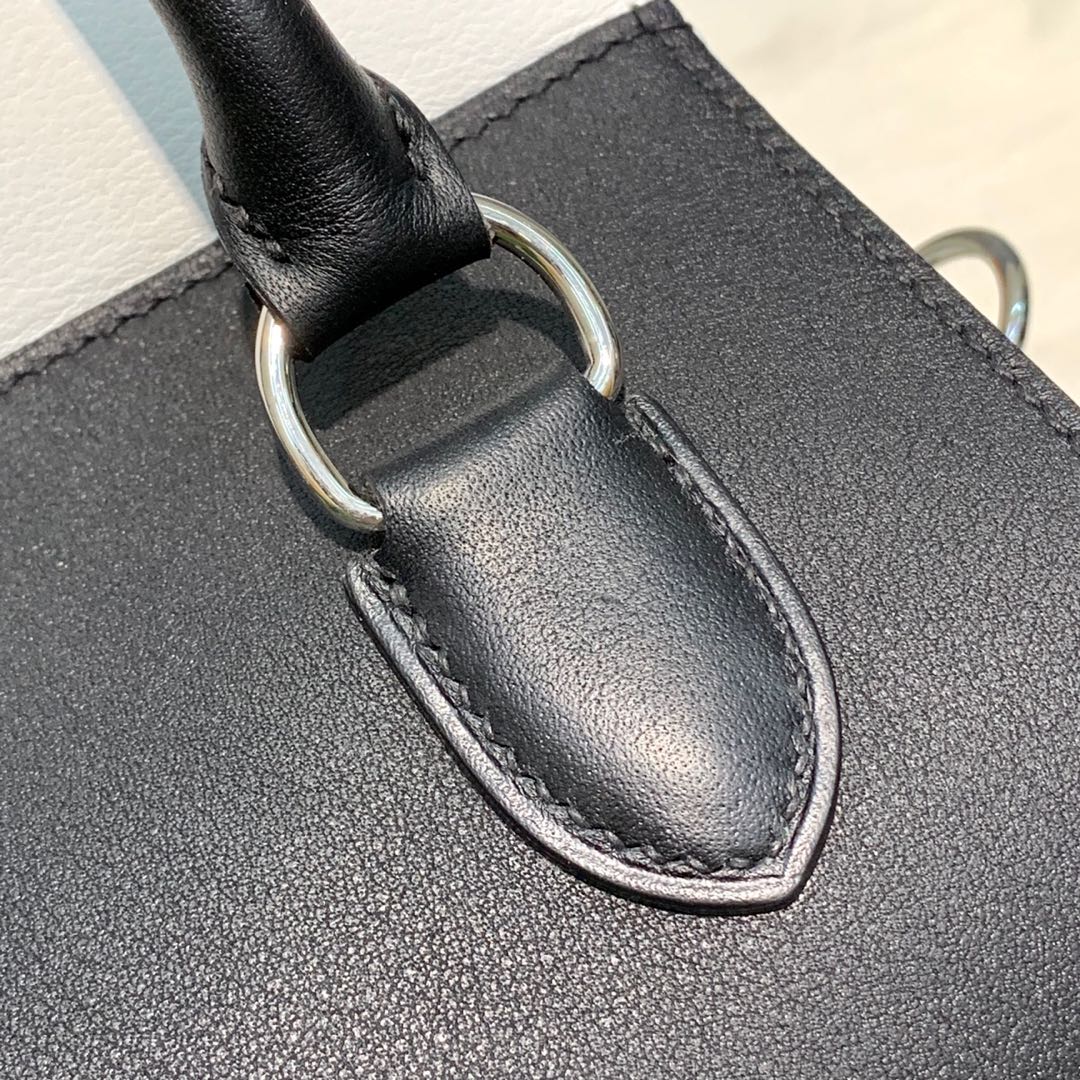 定制 Hermes爱马仕纯白色拼黑色拼小鸡黄swift牛皮Toolbox工具箱牛奶包20CM 银扣