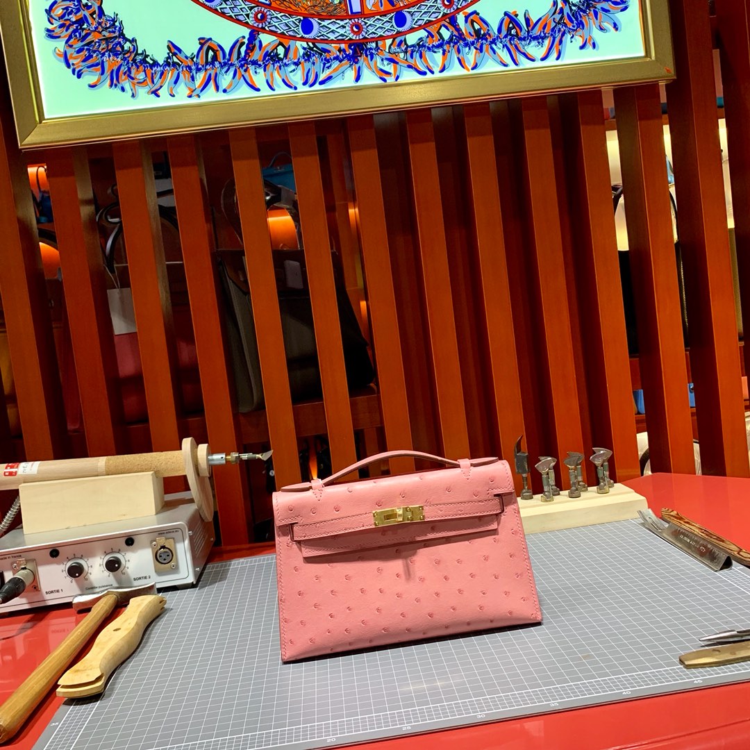 Hermes Minikelly22CM 爱马仕陶瓷粉顶级鸵鸟皮迷你凯莉包一代 金扣