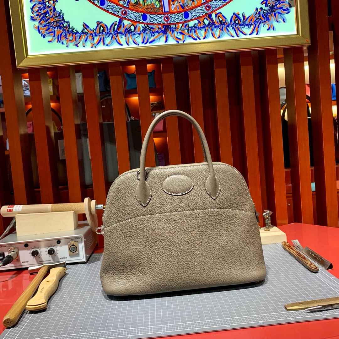 爱马仕保龄球包价格 Hermes Bolide31CM 大象灰原厂荔枝纹牛皮 银扣