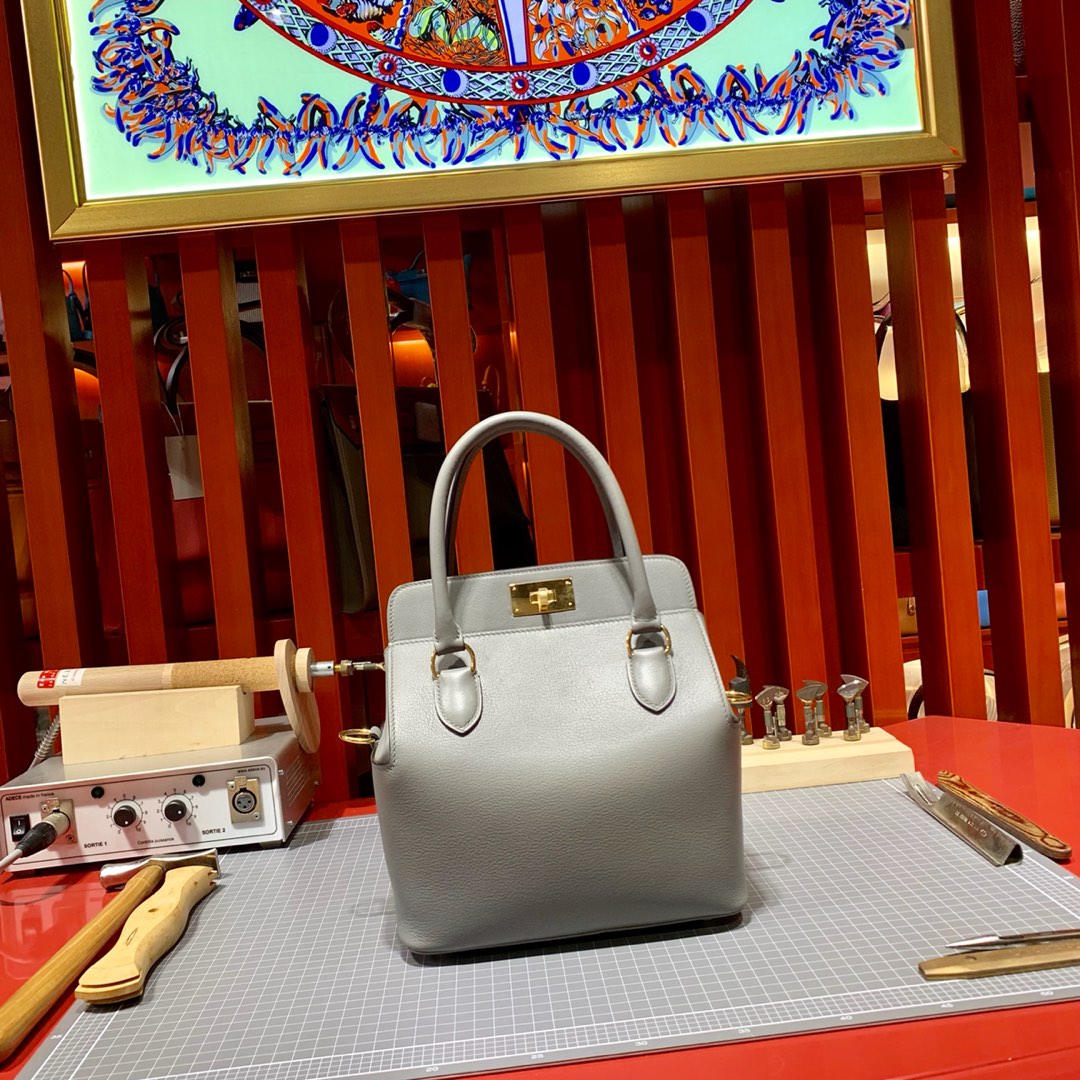 Hermes Toolbox20cm 爱马仕锡器灰进口Swift牛皮牛奶包盒子包 金扣