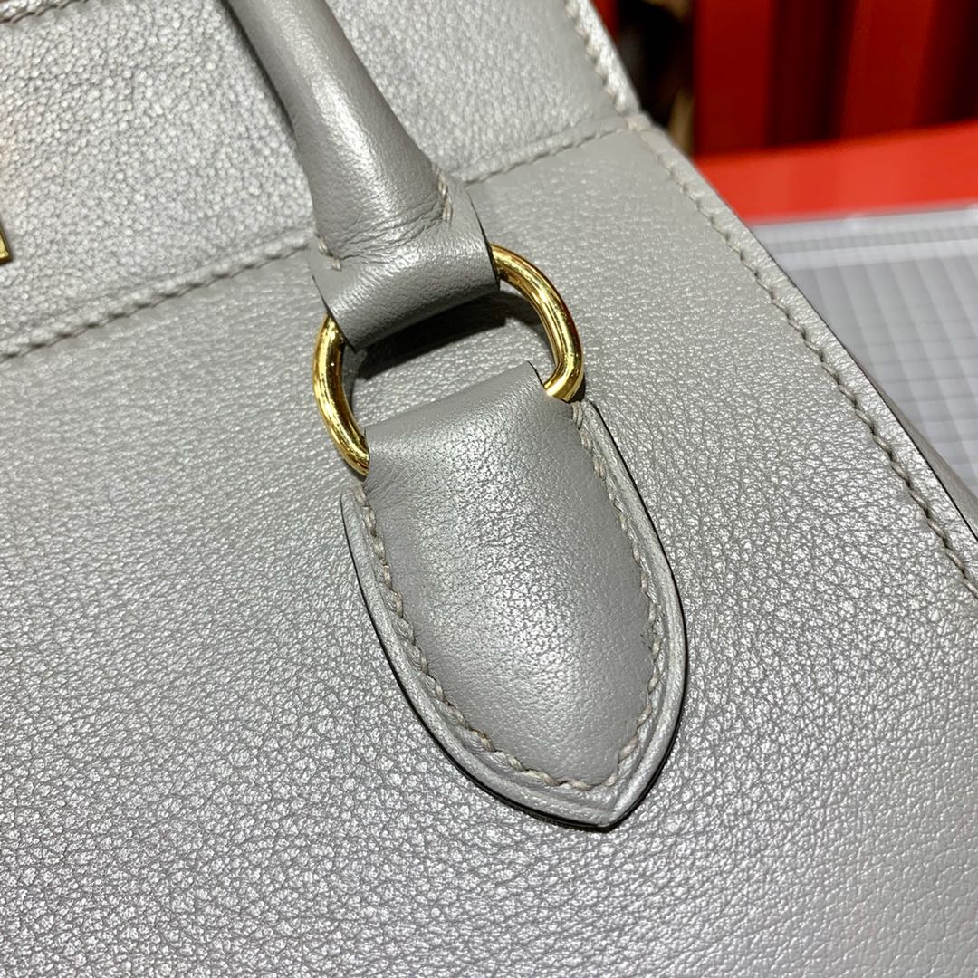 Hermes Toolbox20cm 爱马仕锡器灰进口Swift牛皮牛奶包盒子包 金扣