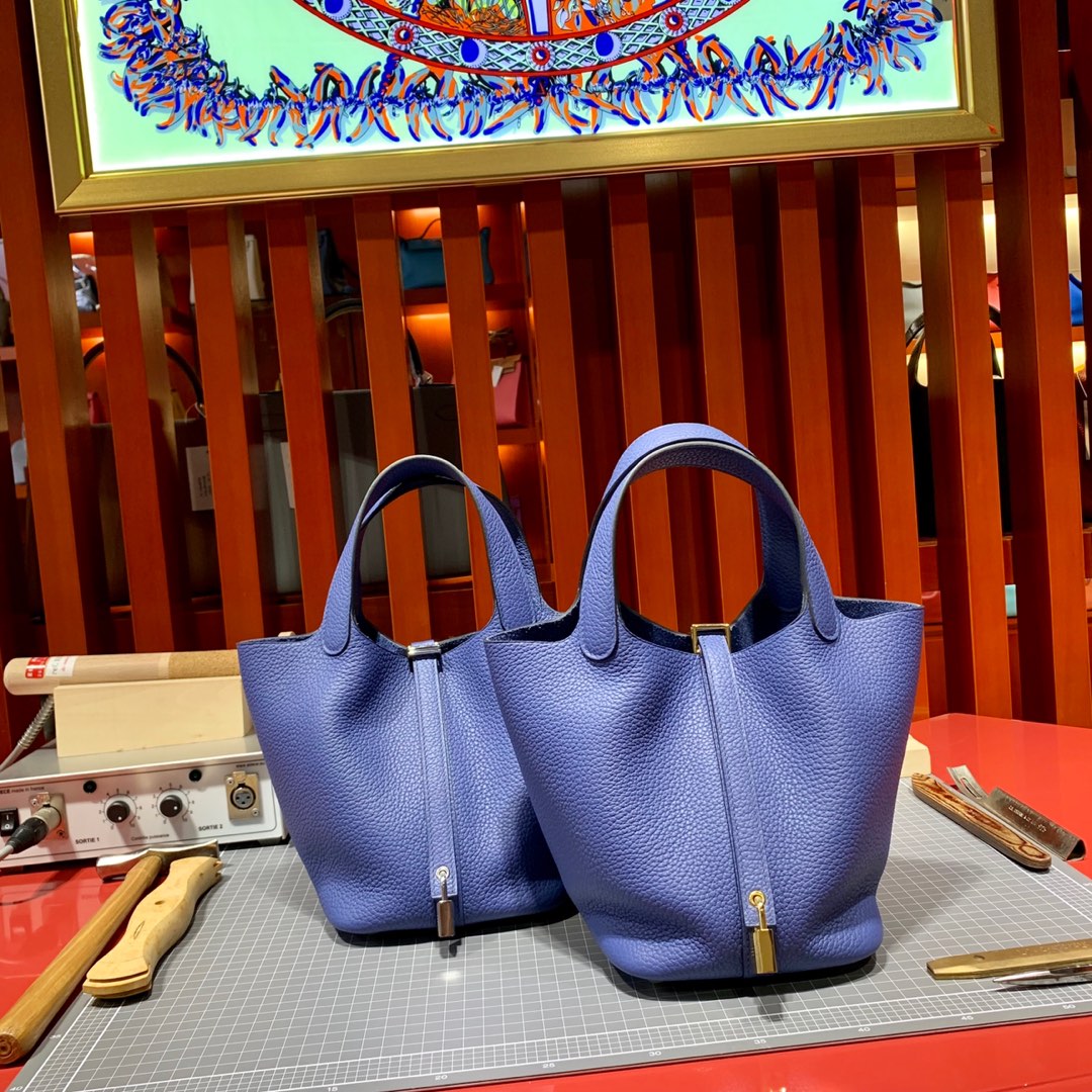 爱马仕Picotin女包 Hermes进口Togo牛皮菜篮子包水桶包18CM 7E明蓝色