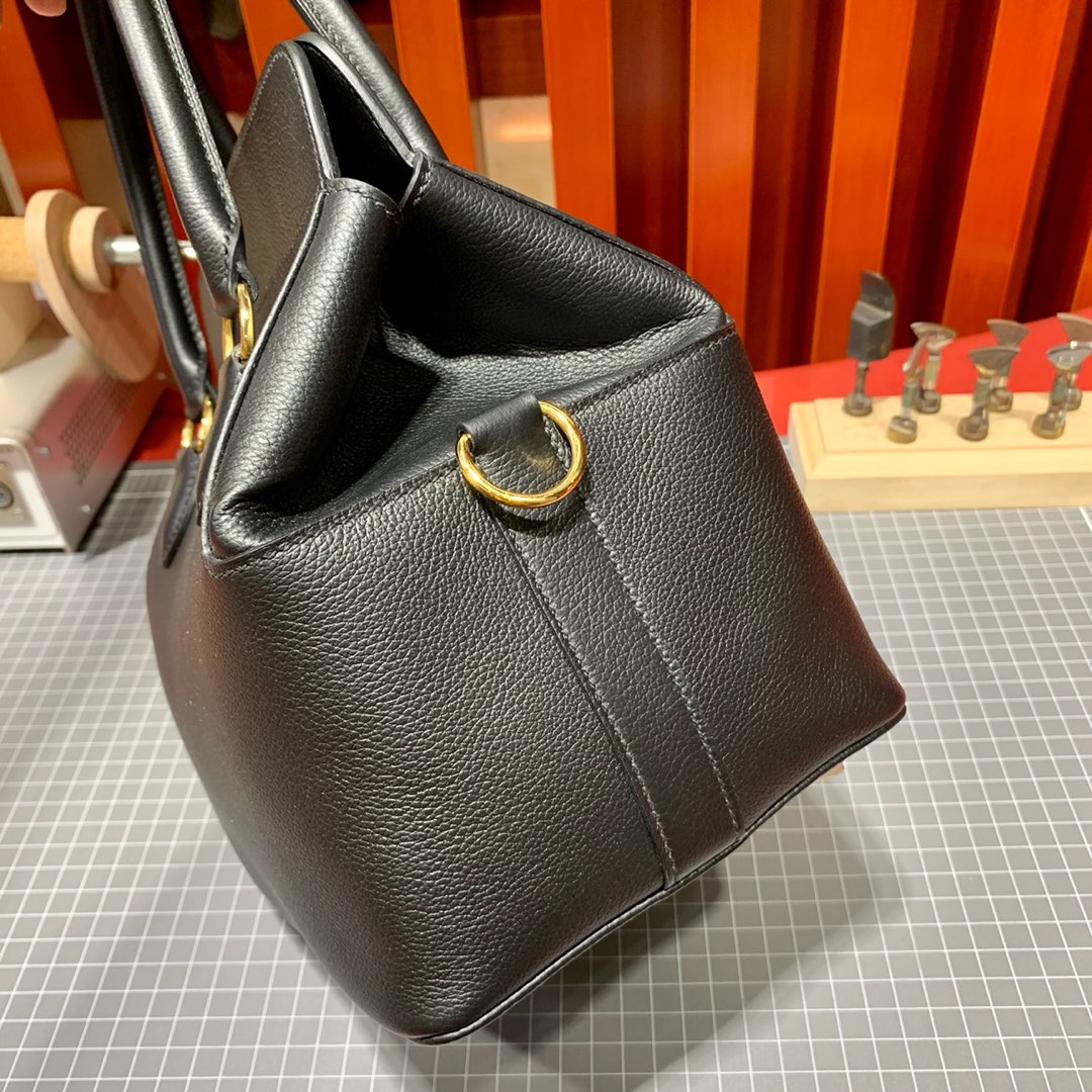 蜡线手工缝制 Hermes爱马仕进口Evercolor牛皮Toolbox盒子包20cm 黑色金扣