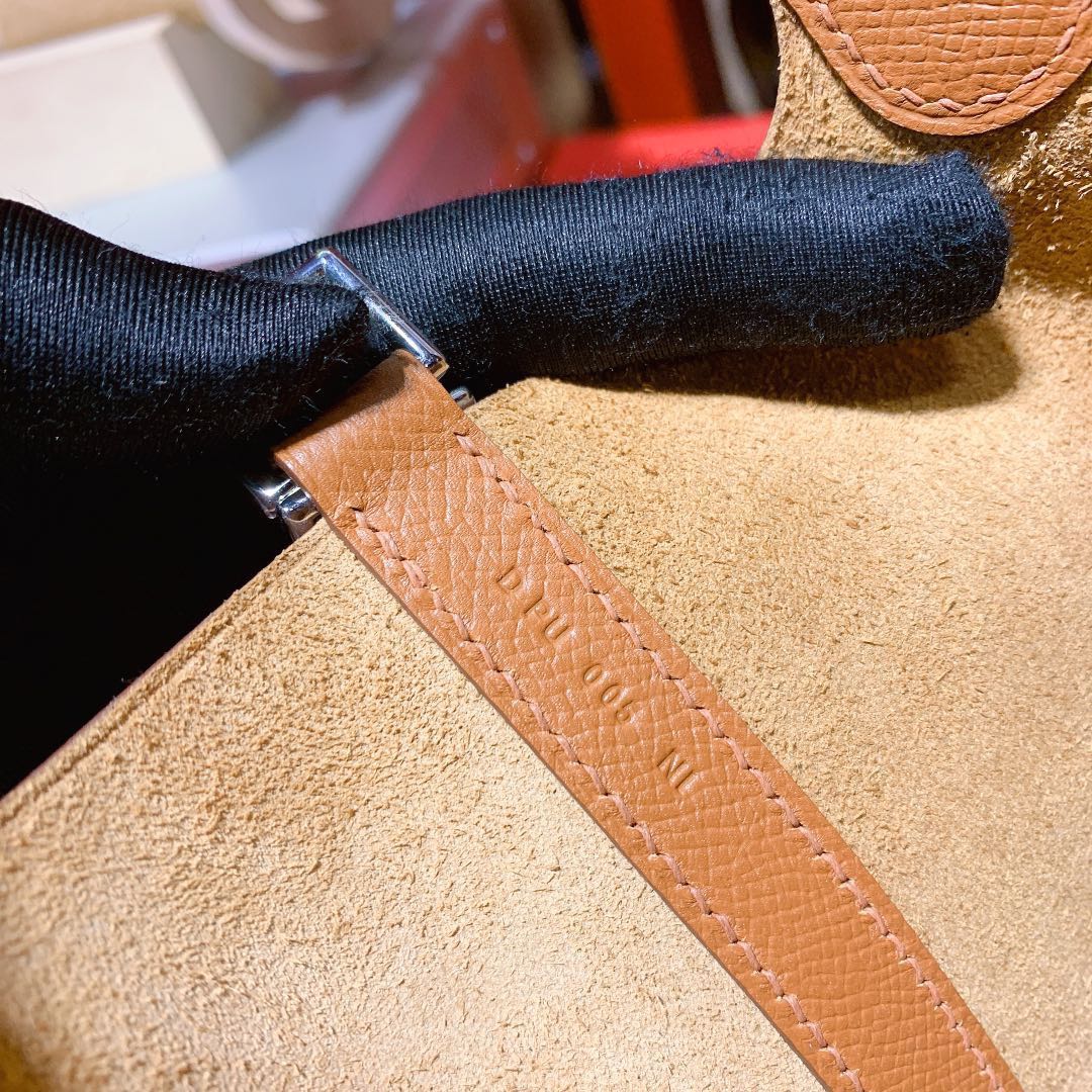 Hermes Picotin18CM 爱马仕Epsom皮水桶包编织手柄 土黄色 银扣