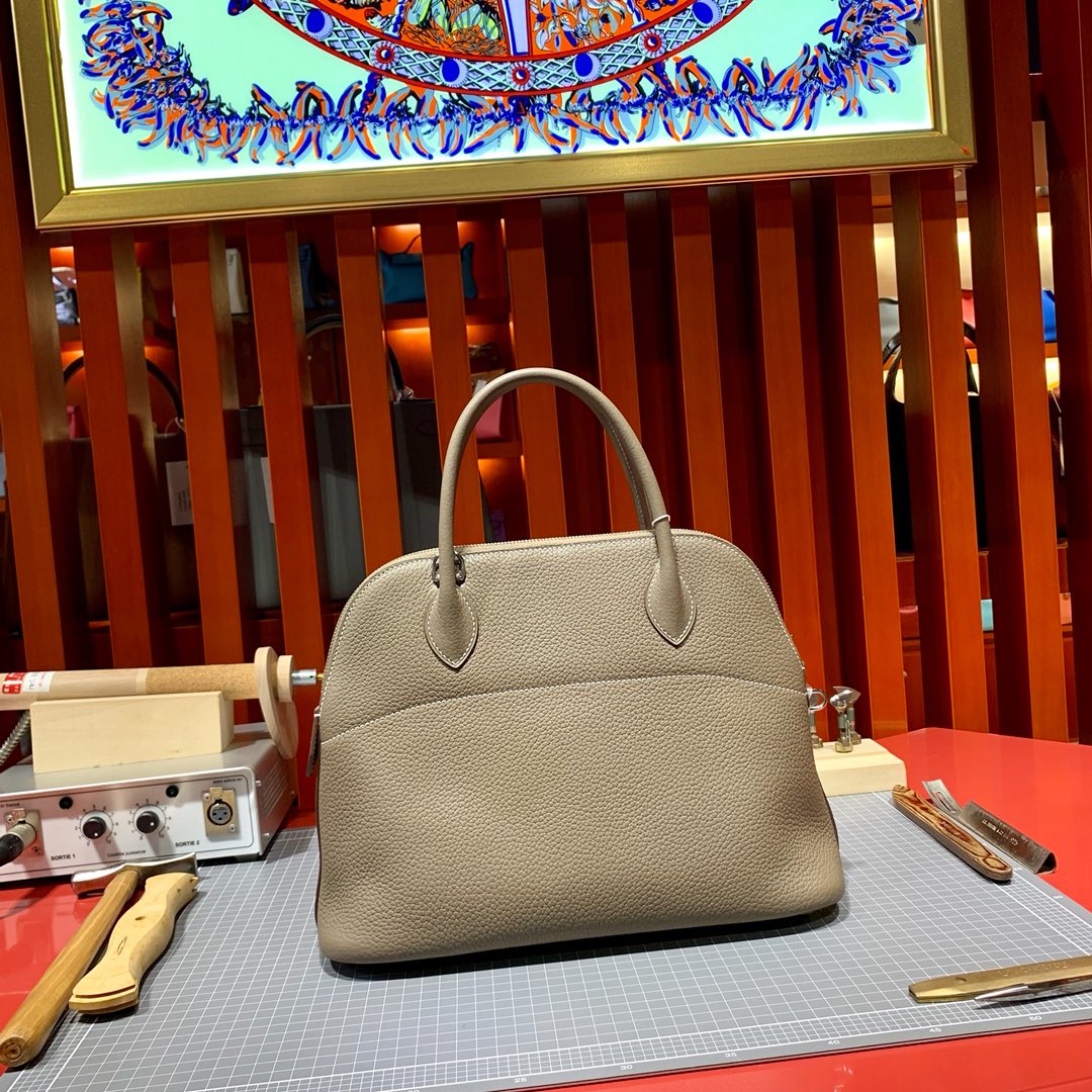 爱马仕保龄球包价格 Hermes Bolide31CM 大象灰原厂荔枝纹牛皮 银扣